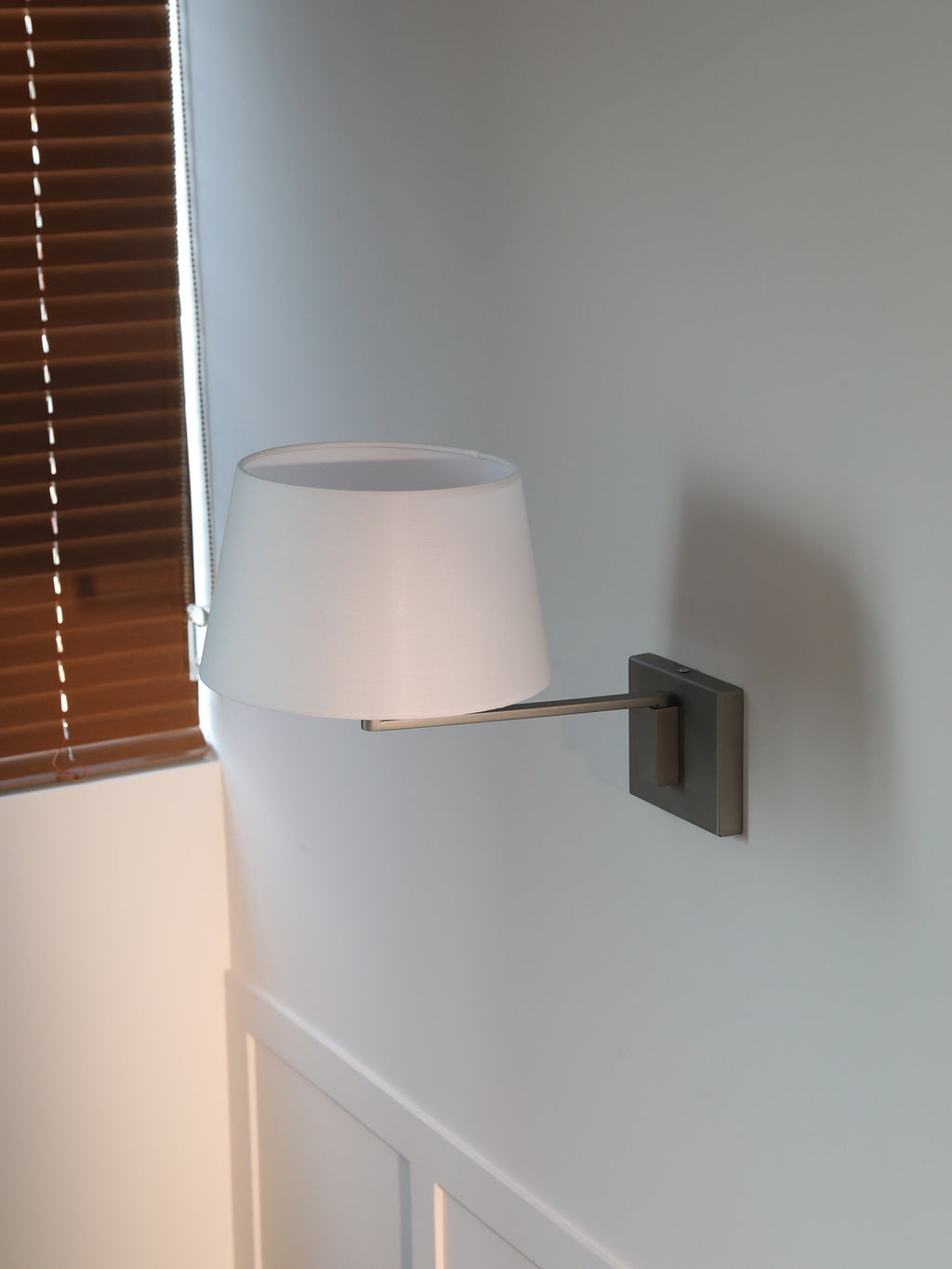 Rotatable Stainless Steel Wall Lamp